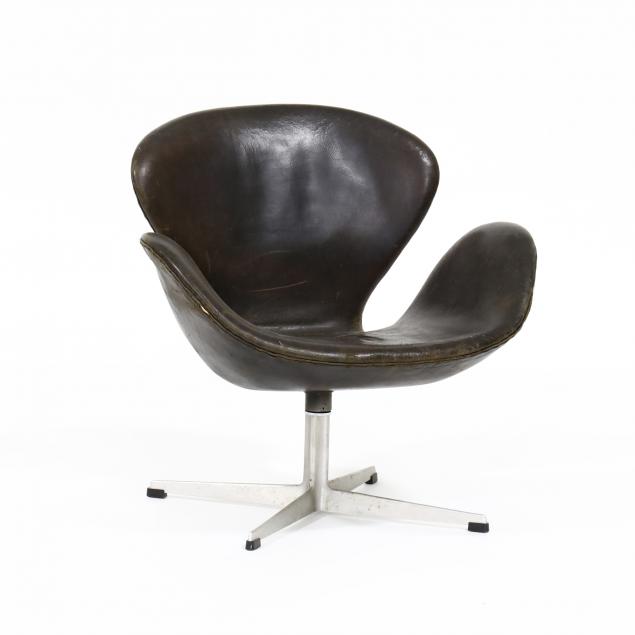 arne-jacobsen-danish-1902-1971-vintage-leather-swan-chair