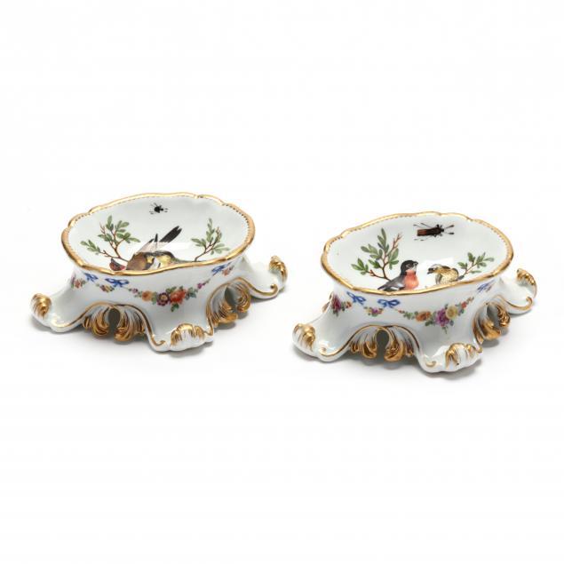 pair-of-18th-century-meissen-porcelain-footed-salts