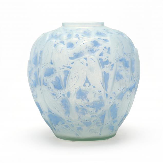 rene-lalique-french-1860-1945-i-perruches-i-glass-vase