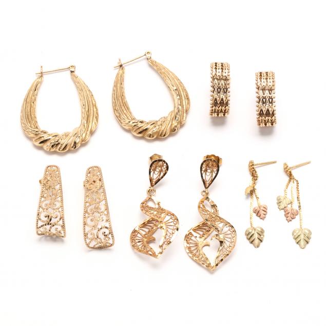 five-pairs-of-gold-earrings