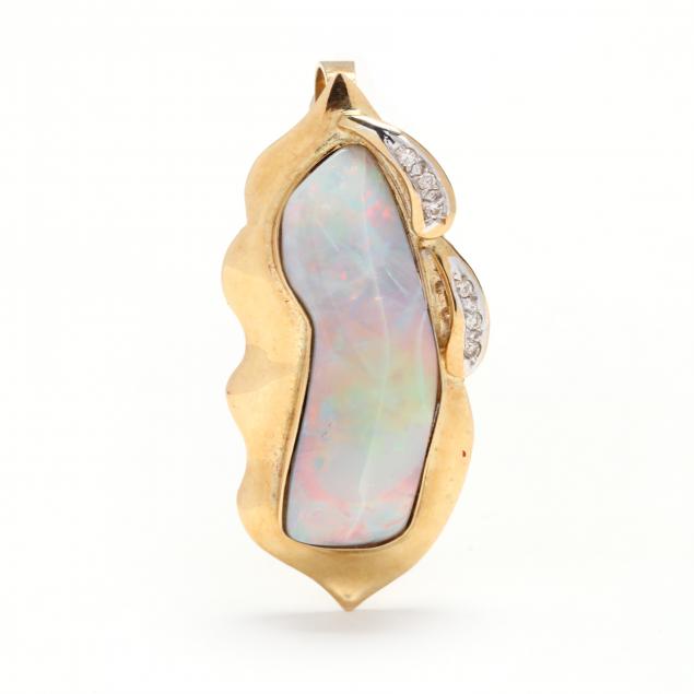 gold-opal-and-diamond-pendant