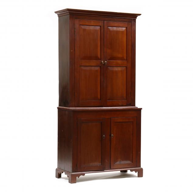 southern-step-back-flat-wall-cupboard