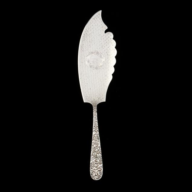 antique-baltimore-repousse-sterling-silver-fish-slice