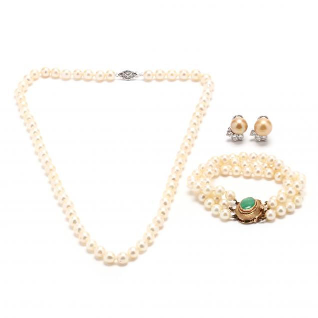 pearl-necklace-and-bracelet-and-a-pair-of-faux-pearl-earrings