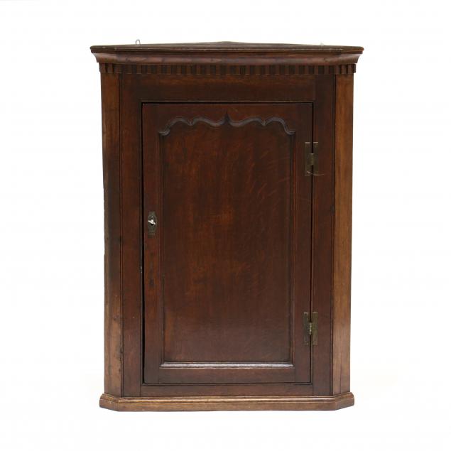 english-chippendale-oak-hanging-corner-cabinet