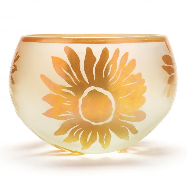 correia-cameo-glass-sunflower-bowl