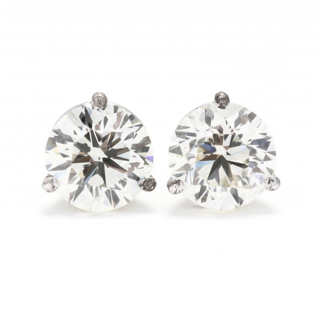 pair-of-white-gold-diamond-stud-earrings