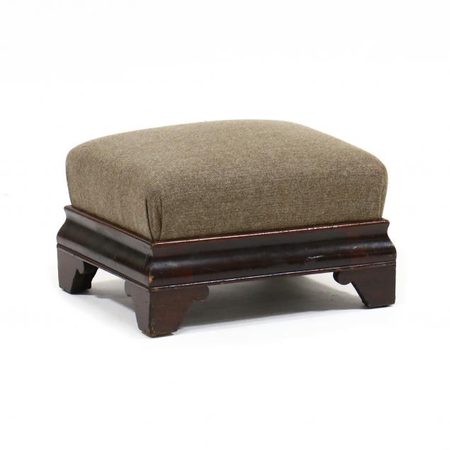 american-classical-mahogany-footstool