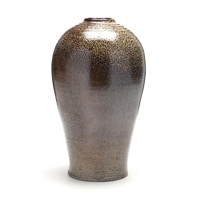 high-shoulder-vase-mark-hewitt-pottery-pittsboro-nc