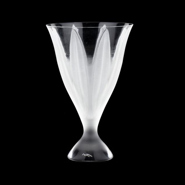 lalique-i-campanule-i-crystal-vase