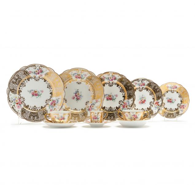 large-set-of-l-bernardaud-co-limoges-dinnerware