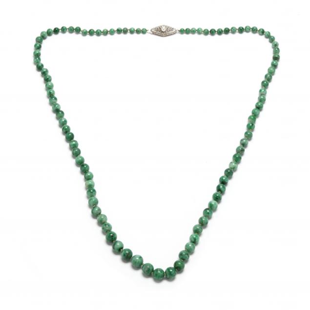 graduated-jade-bead-necklace