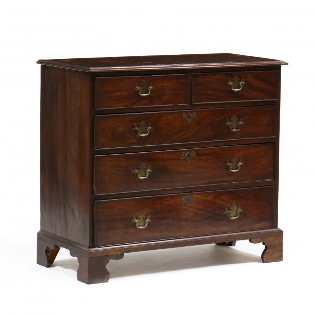 george-iii-mahogany-chest-of-drawers