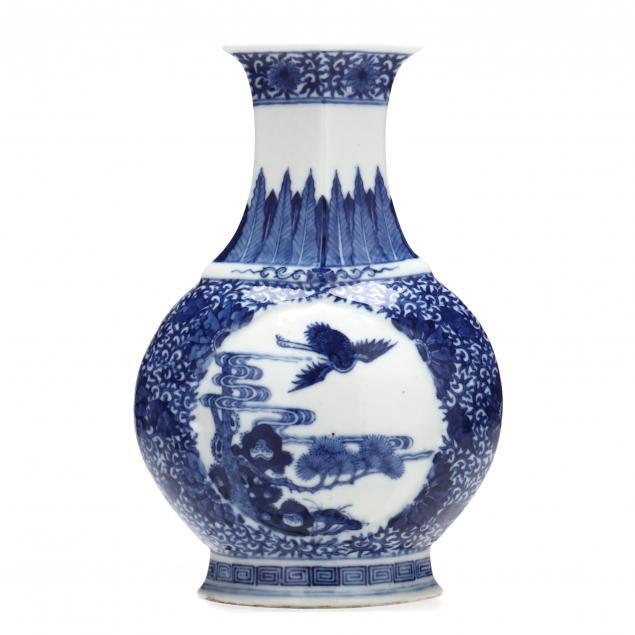 a-chinese-blue-and-white-porcelain-vase