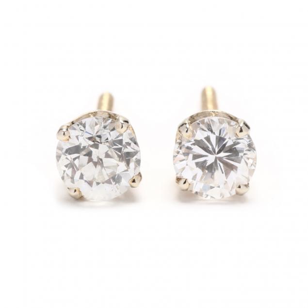 pair-of-white-gold-diamond-stud-earrings