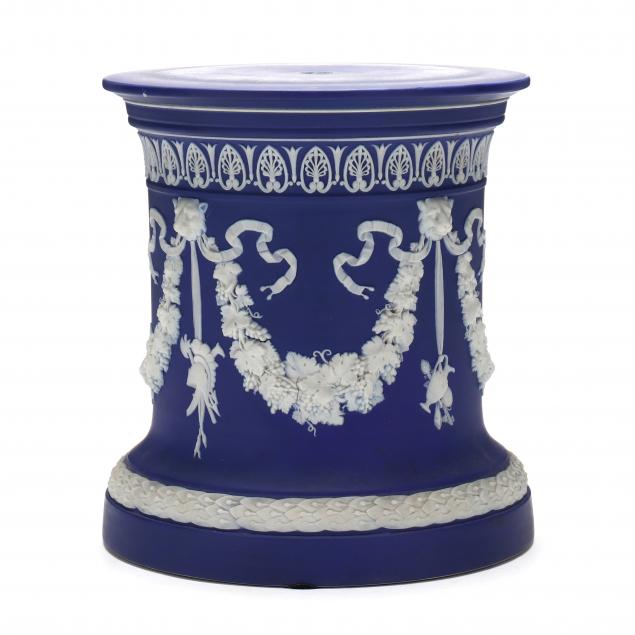 wedgwood-jasperware-drum-pedestal