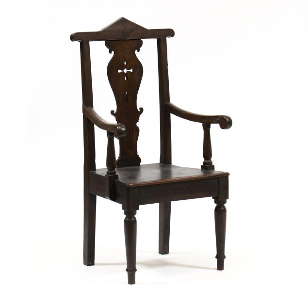 antique-armchair