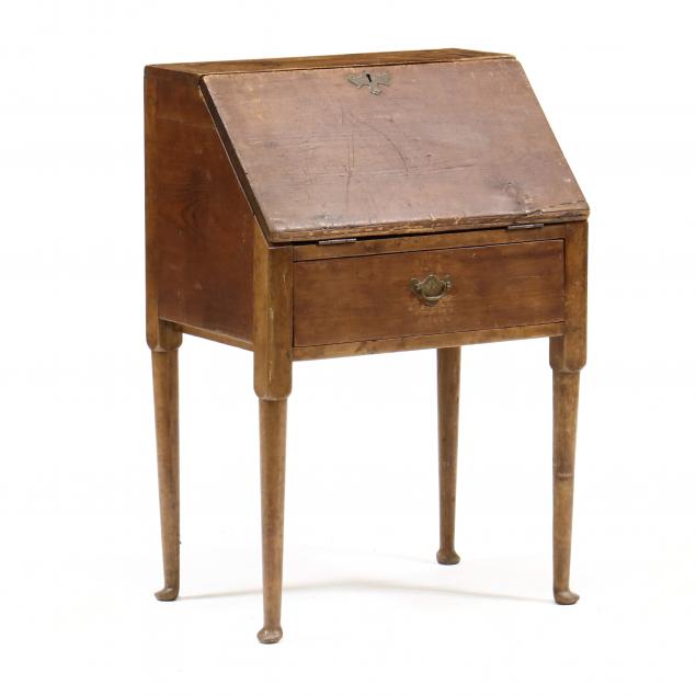 southern-queen-anne-child-s-slant-front-desk