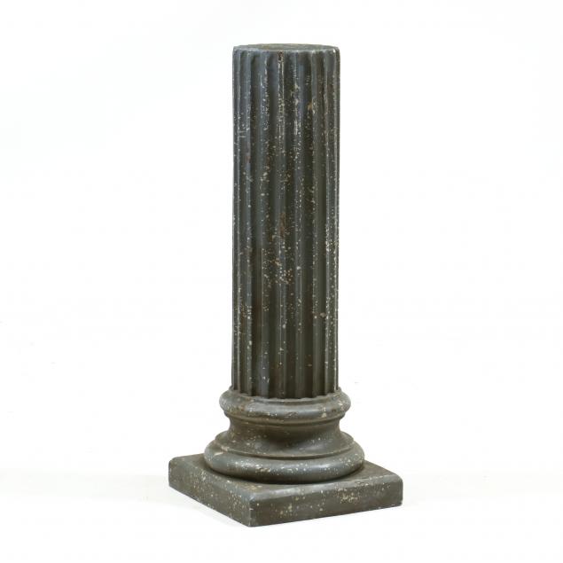 vintage-painted-fluted-column-pedestal