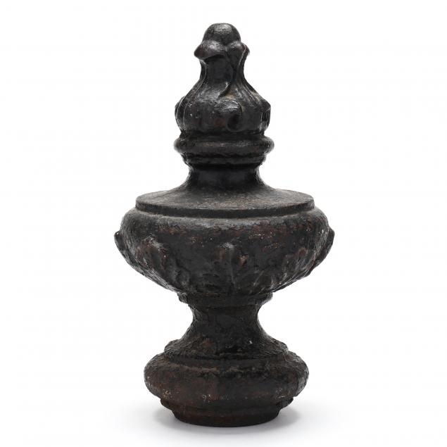 antique-continental-cast-iron-finial