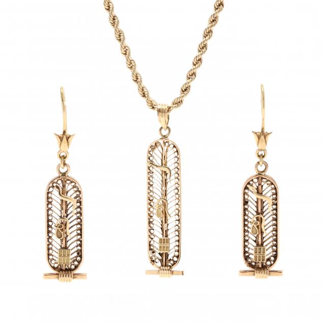 gold-egyptian-motif-necklace-and-earrings