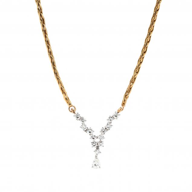 gold-and-diamond-necklace