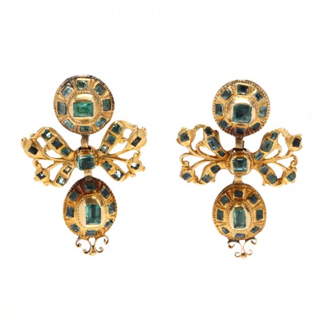 vintage-gold-and-emerald-earrings