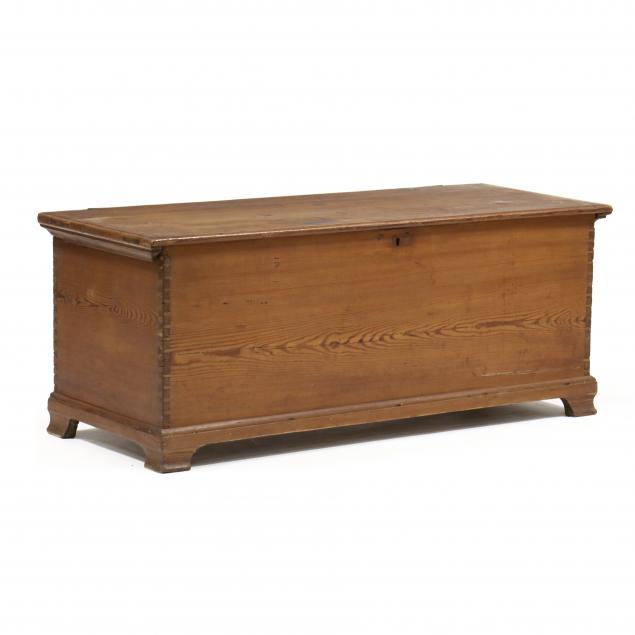 southern-yellow-pine-chippendale-blanket-chest