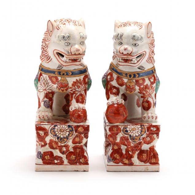 a-pair-of-asian-porcelain-foo-lion-dogs