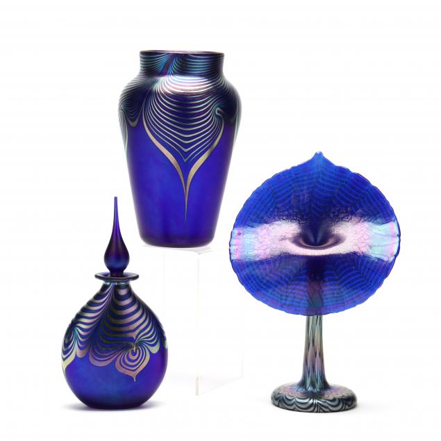 correia-three-pieces-of-pulled-feather-cobalt-art-glass
