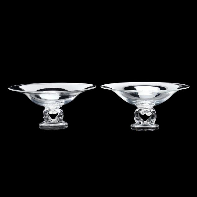 steuben-pair-of-pedestal-bowls