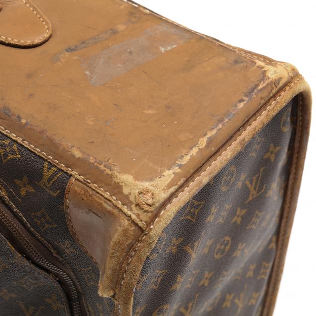 French Company for Louis Vuitton Shoe Bag and Pullman Suitcase