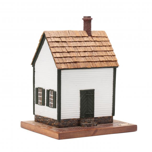 jonathan-leonard-model-of-an-old-salem-style-building