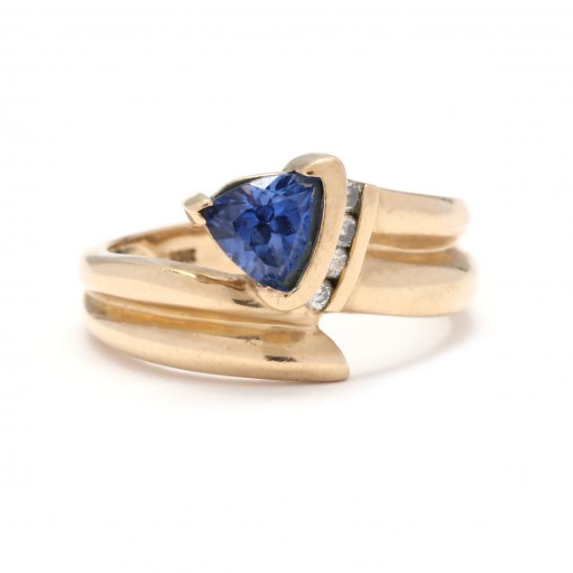 gold-tanzanite-and-diamond-ring