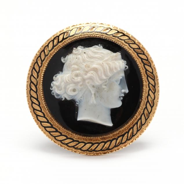 gold-and-sardonyx-cameo-brooch-pendant