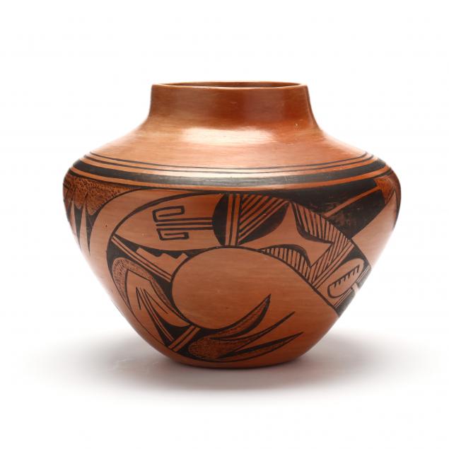 large-hopi-pottery-jar