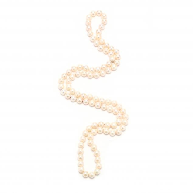 endless-strand-pearl-necklace