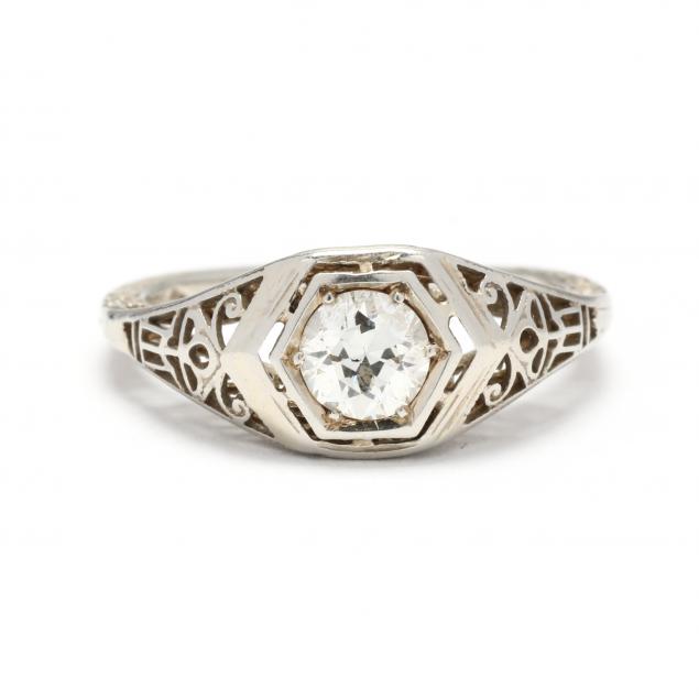 antique-white-gold-and-diamond-ring