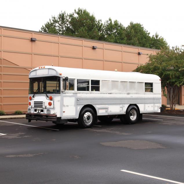 dan-welz-1991-bluebird-tc-2000-bus-camper-conversion