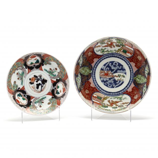 two-japanese-meiji-period-imari-chargers