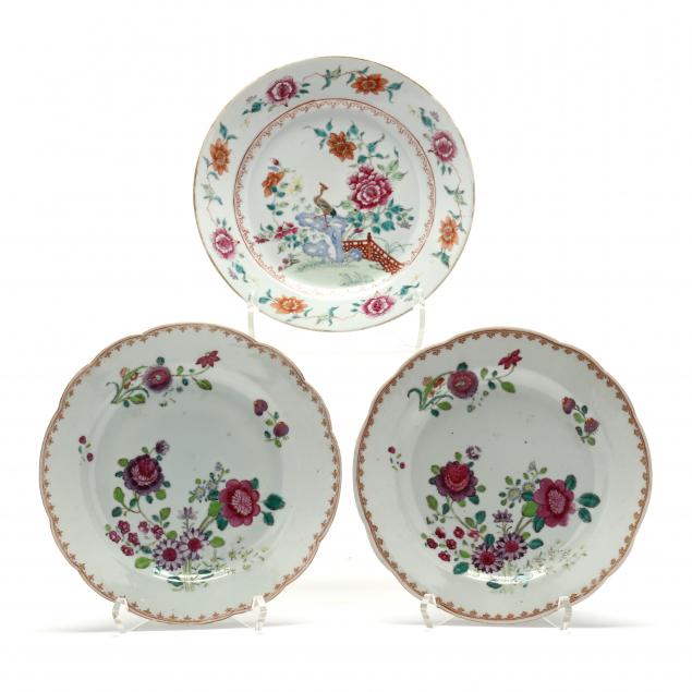 three-chinese-export-porcelain-plates-with-floral-blooms