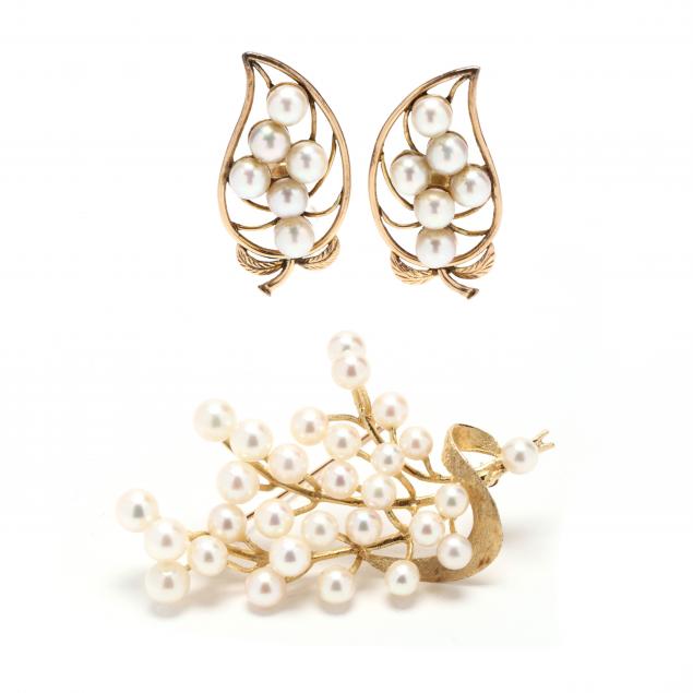 gold-and-pearl-brooch-and-earrings
