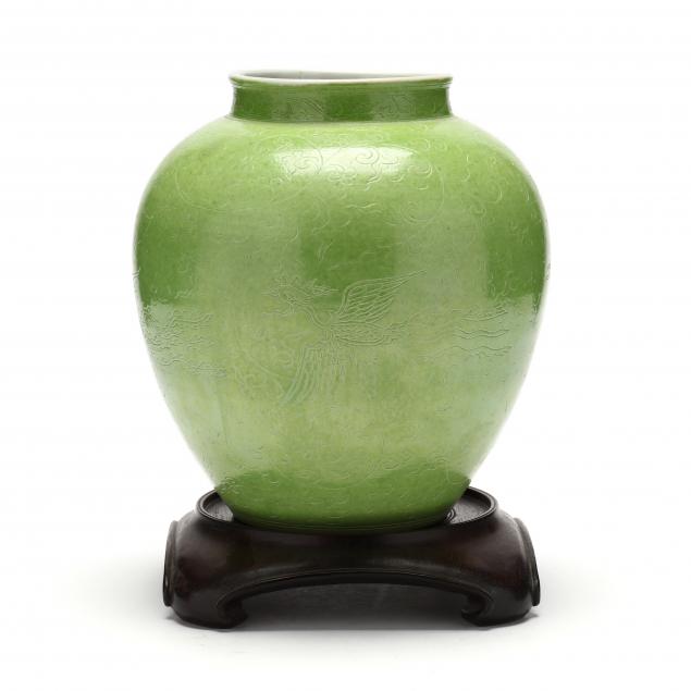 a-large-chinese-green-glazed-porcelain-jar-with-phoenixes