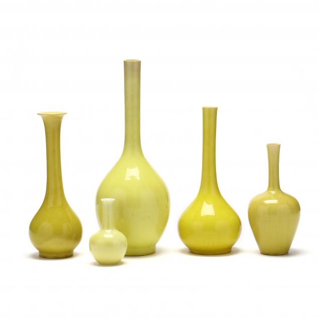 five-chinese-monochrome-yellow-vases