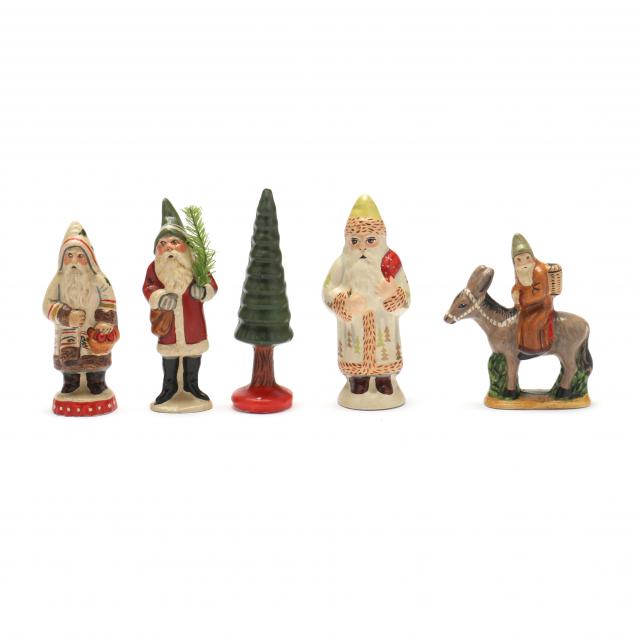 five-small-vaillancourt-santas-boxed