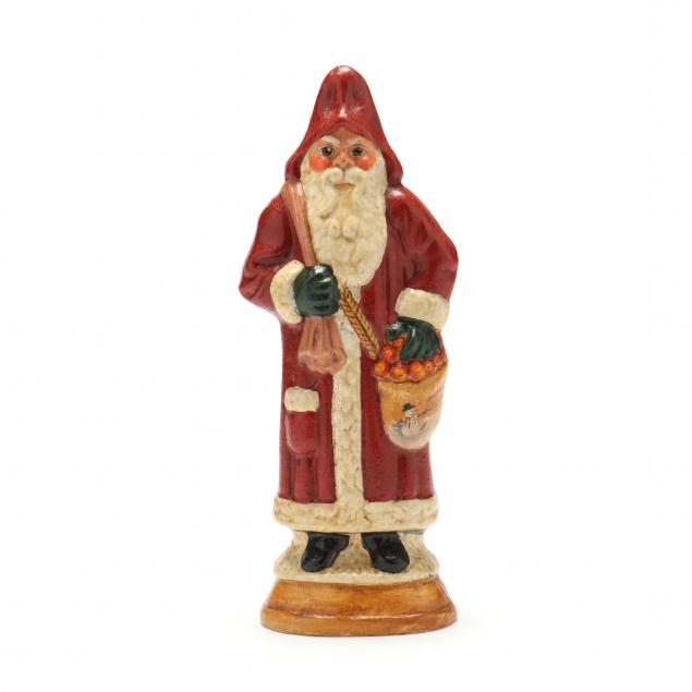 vaillancourt-standing-santa-figure