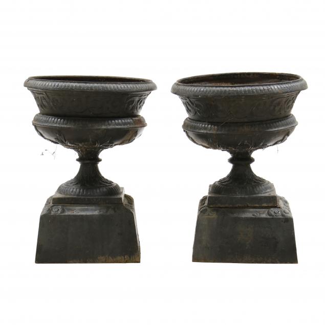 pair-of-victorian-cast-iron-classical-style-garden-urns