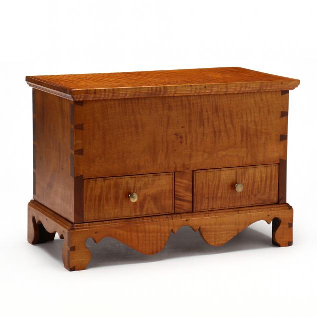 bench-made-pennsylvania-chippendale-style-miniature-tiger-maple-blanket-chest