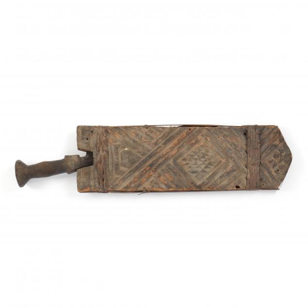 zaire-bakuba-knife-with-carved-wooden-sheath