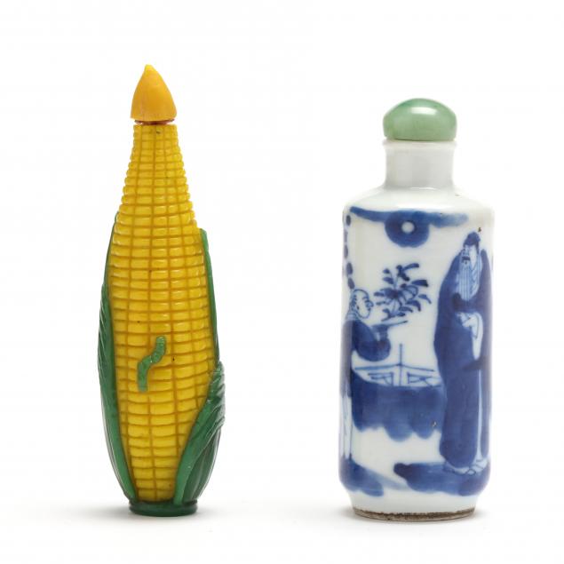 two-chinese-snuff-bottles